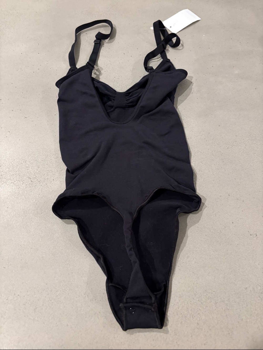 SKIMS Seamless Sculpt Brief Bodysuit - Picture 5 of 6